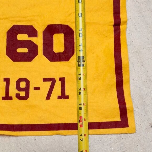 Vintage R. J. Reynolds High School Class of 1960 Reunion 23"x17" Banner Flag - Picture 5 of 6